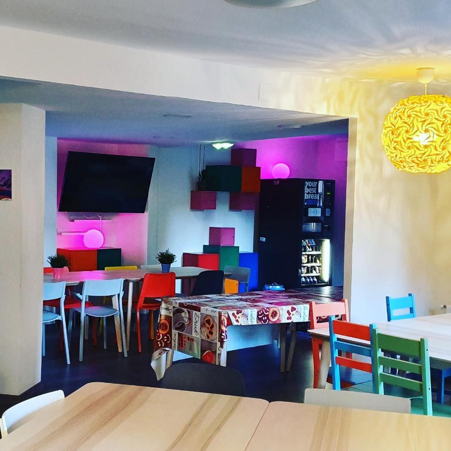 Life Magenta Hotel Хихон Екстериор снимка