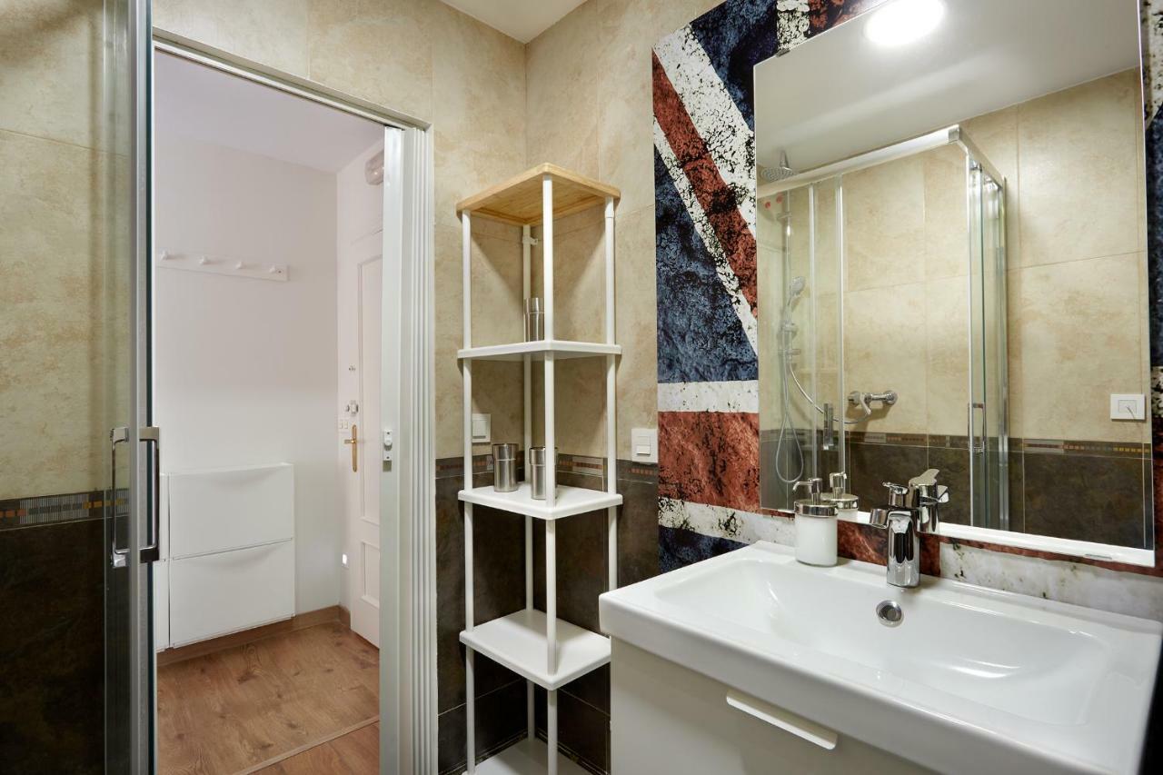 Life Magenta Hotel Хихон Екстериор снимка
