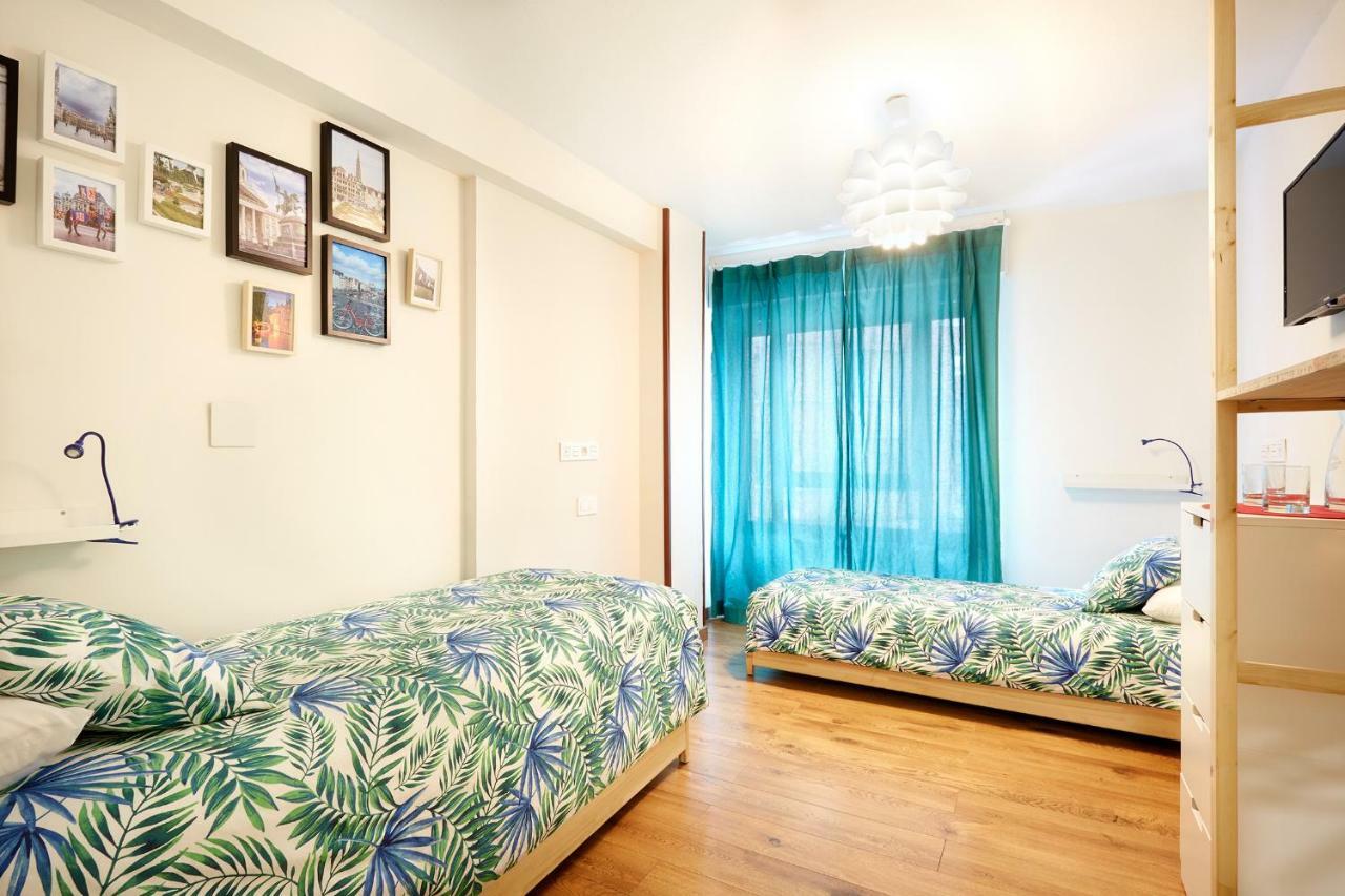 Life Magenta Hotel Хихон Екстериор снимка