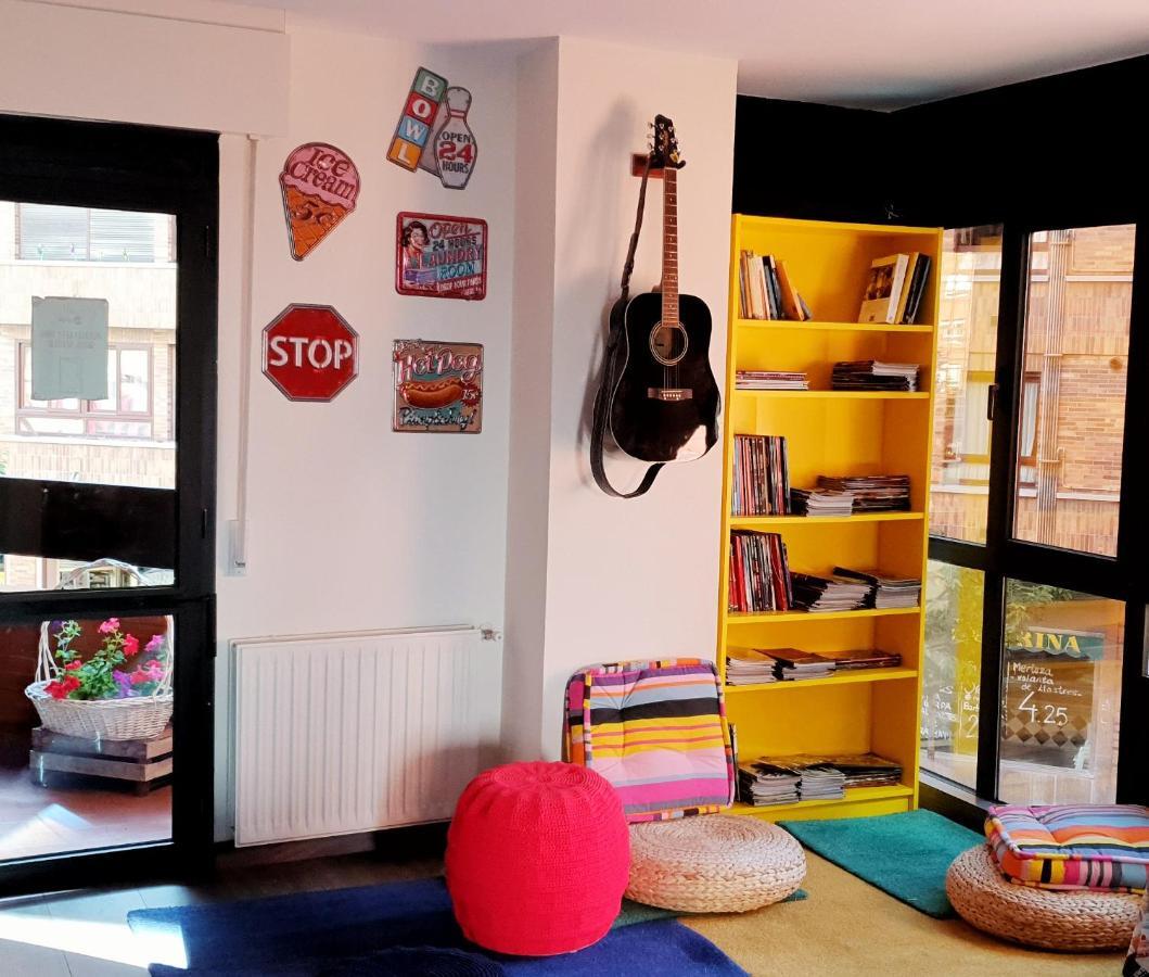 Life Magenta Hotel Хихон Екстериор снимка